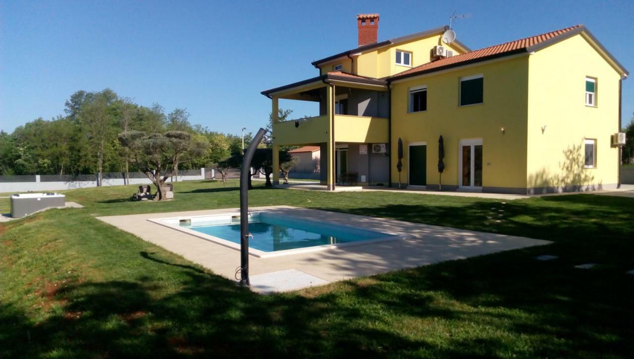 Villanova Apartments Poreč Dış mekan fotoğraf